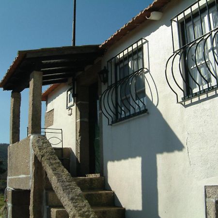 Вілла Casas Da Loureira - Casa Do Antonio E Pascoal Віла-Нова-де-Сервейра Екстер'єр фото